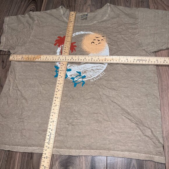 Hawaii Design Tshirt Size L | Good Condition - Picture 3 of 5
